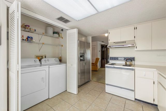 8023 FEATHER COURT D, Hudson, FL 34667