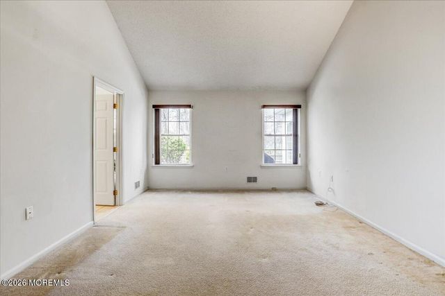 24 Merion Lane, Jackson, NJ 08527