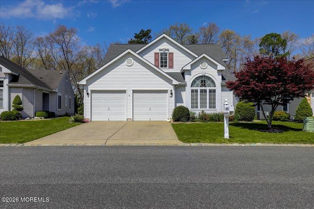 24 Merion Lane, Jackson, NJ 08527