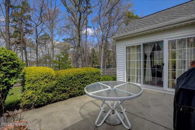 24 Merion Lane, Jackson, NJ 08527