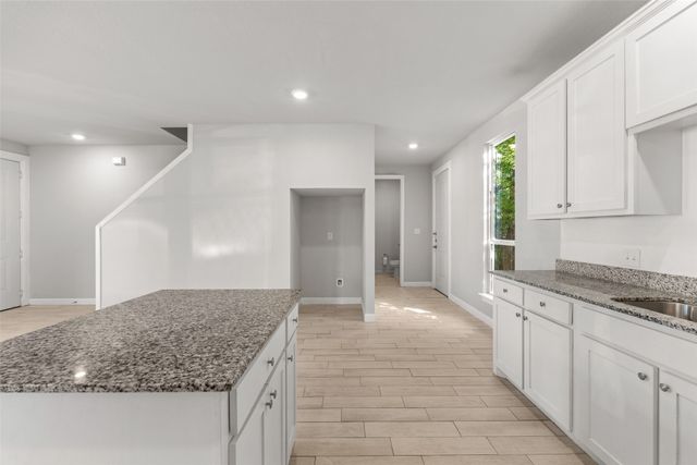 2021 Eva Street, Grand Prairie, TX 75051