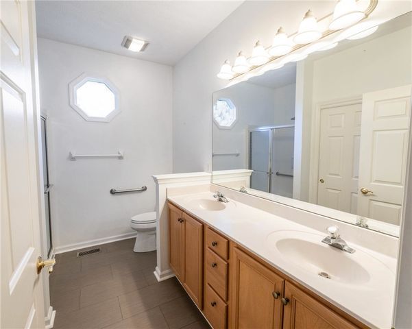 7444 New York Way, Butler Twp, OH 45414