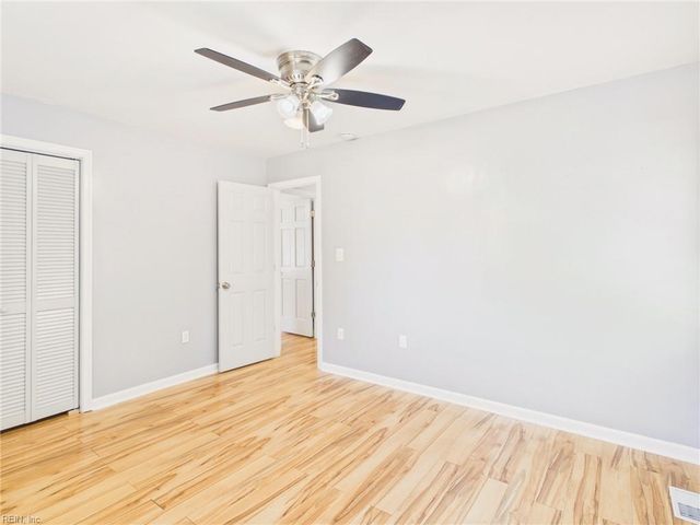 502 Dogwood RD, Yorktown, VA 23690