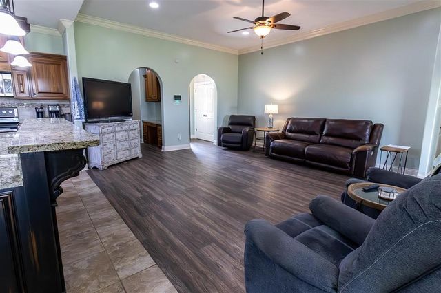 5689 Jude Vincent Lane, Iowa, LA 70647
