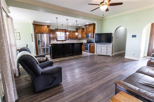 5689 Jude Vincent Lane, Iowa, LA 70647