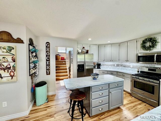 404 W 280 N, Blackfoot, ID 83221