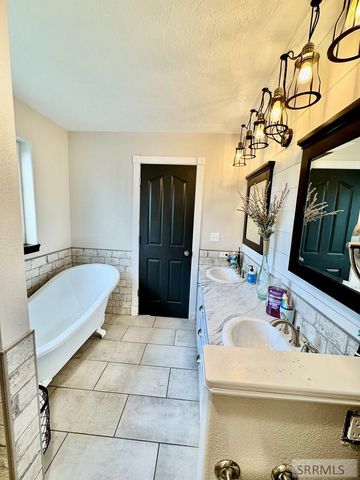 404 W 280 N, Blackfoot, ID 83221