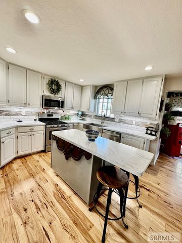 404 W 280 N, Blackfoot, ID 83221