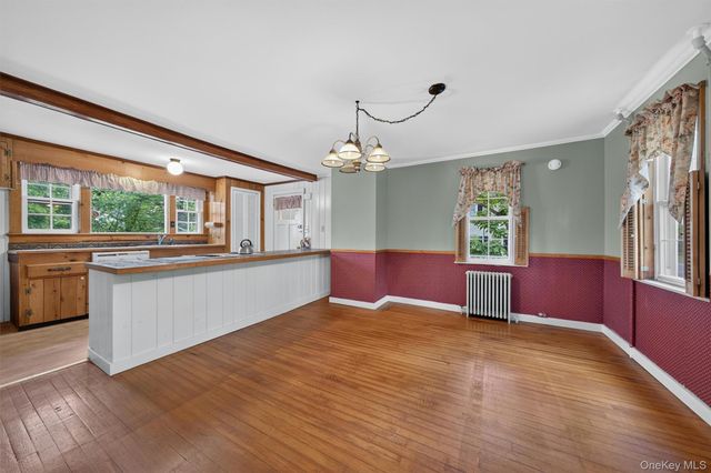 41 Elting Avenue, New Paltz, NY 12561