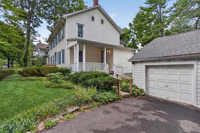 41 Elting Avenue, New Paltz, NY 12561