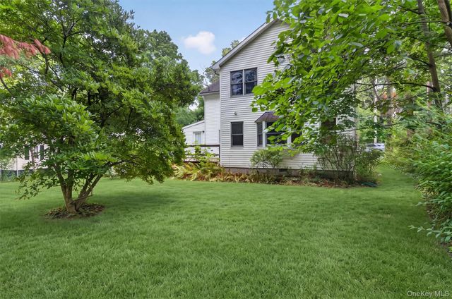 41 Elting Avenue, New Paltz, NY 12561