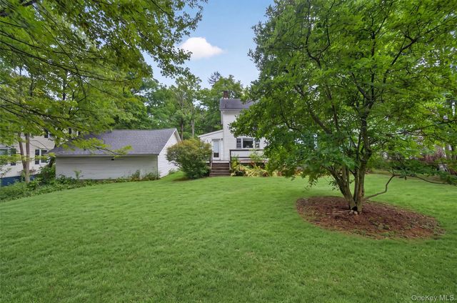 41 Elting Avenue, New Paltz, NY 12561