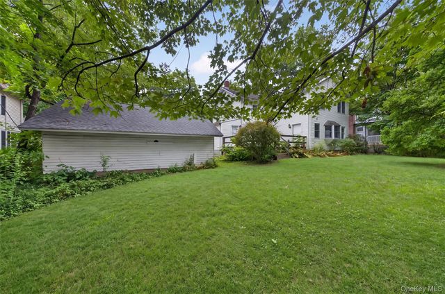 41 Elting Avenue, New Paltz, NY 12561