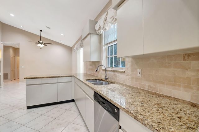11081 Springbrook Circle, Boynton Beach, FL 33437