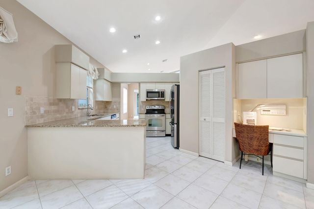 11081 Springbrook Circle, Boynton Beach, FL 33437