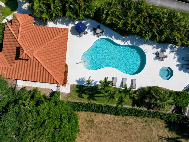 11081 Springbrook Circle, Boynton Beach, FL 33437