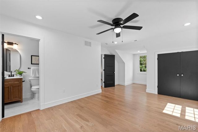 9 Sumac Lane, St Louis, MO 63124