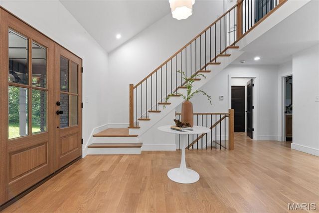 9 Sumac Lane, St Louis, MO 63124