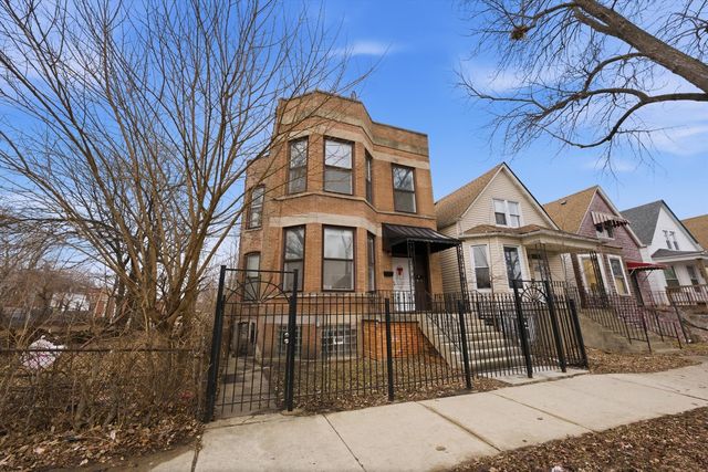 7242 S May Street 1, Chicago, IL 60621