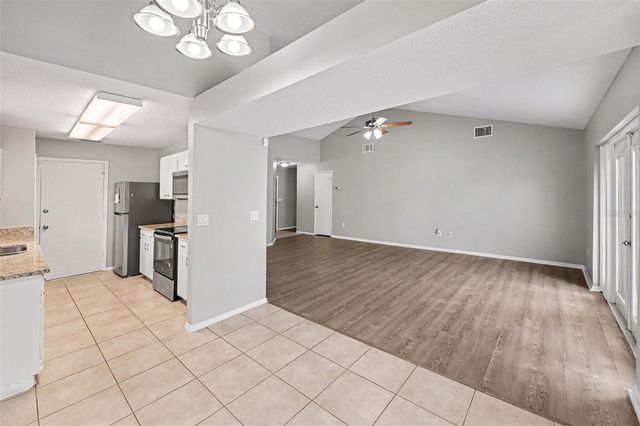 8739 OSAGE DRIVE, Tampa, FL 33634
