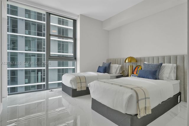 700 NE 24th St 4701, Miami, FL 33137