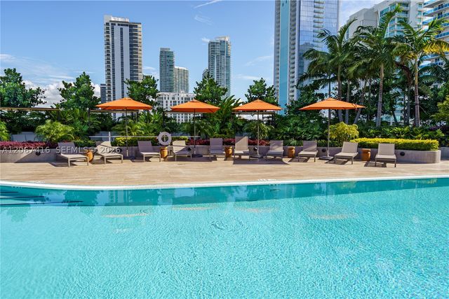 700 NE 24th St 4701, Miami, FL 33137