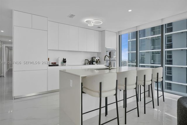 700 NE 24th St 4701, Miami, FL 33137