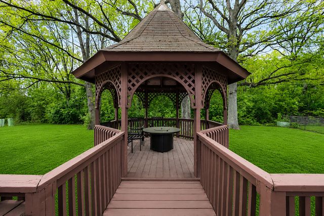 3664 Edward Drive, Crete, IL 60417