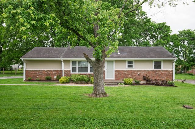 131 McDavid St, Gallatin, TN 37066