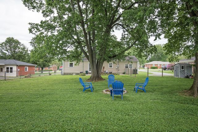 131 McDavid St, Gallatin, TN 37066