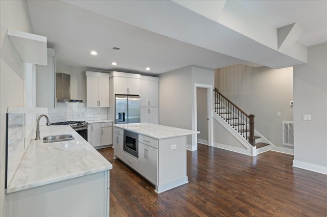 1724 5th Ave, N B, Nashville, TN 37208