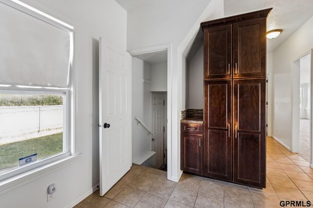 1824 N 32nd Street, Omaha, NE 68111
