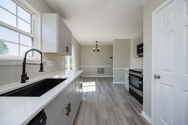 218 Mallow Dr, Christiana, TN 37037