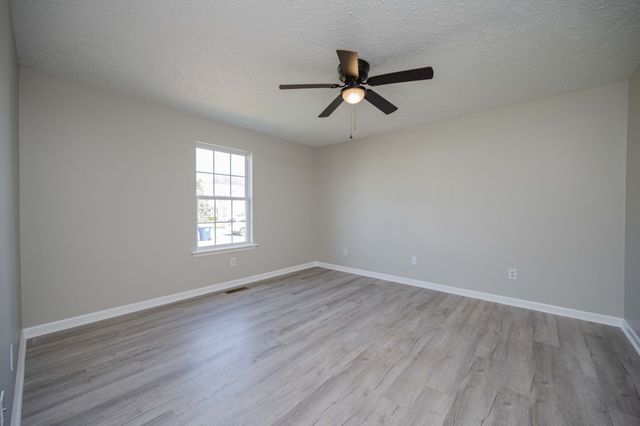 218 Mallow Dr, Christiana, TN 37037