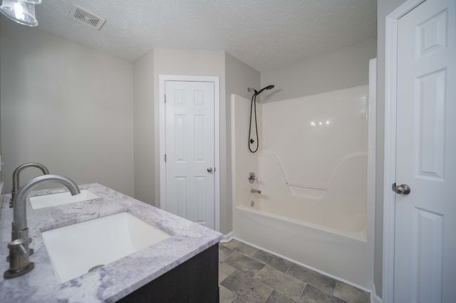 218 Mallow Dr, Christiana, TN 37037