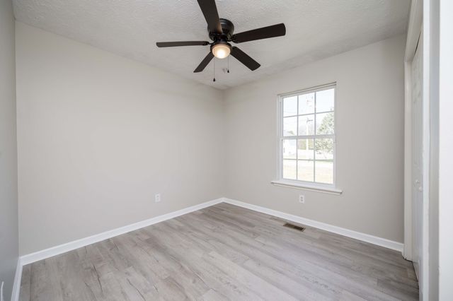 218 Mallow Dr, Christiana, TN 37037