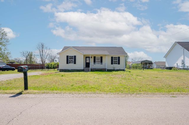 218 Mallow Dr, Christiana, TN 37037