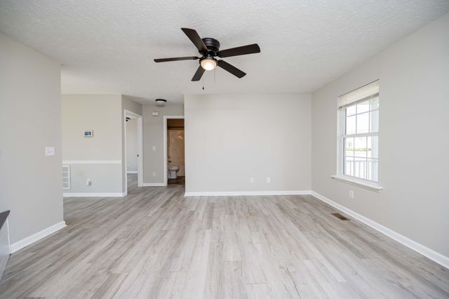 218 Mallow Dr, Christiana, TN 37037