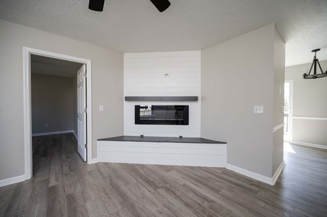 218 Mallow Dr, Christiana, TN 37037