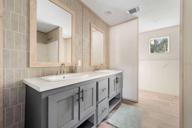 528 NE 389 AVENUE, Old Town, FL 32680