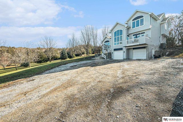 36807 Oakmont Drive, Louisville, NE 68037