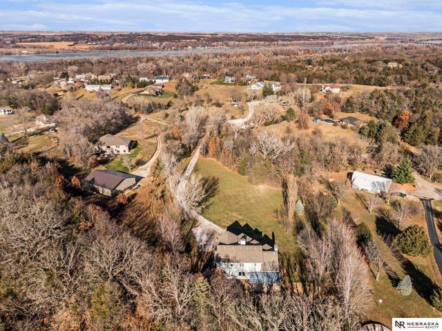 36807 Oakmont Drive, Louisville, NE 68037