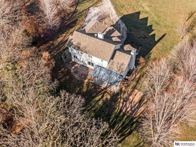 36807 Oakmont Drive, Louisville, NE 68037