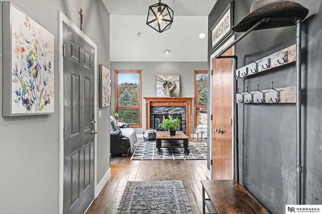 36807 Oakmont Drive, Louisville, NE 68037