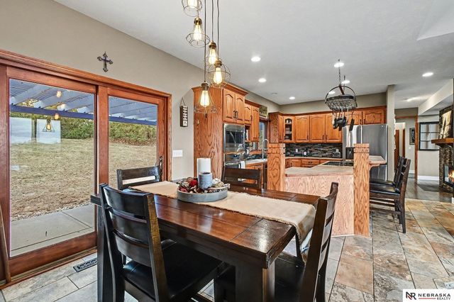 36807 Oakmont Drive, Louisville, NE 68037