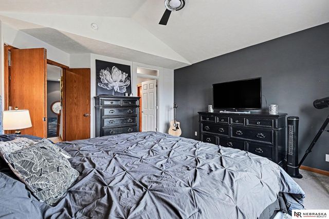 36807 Oakmont Drive, Louisville, NE 68037