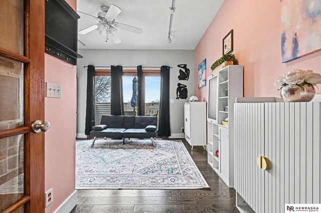 36807 Oakmont Drive, Louisville, NE 68037