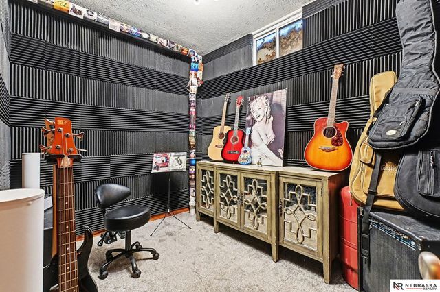 36807 Oakmont Drive, Louisville, NE 68037