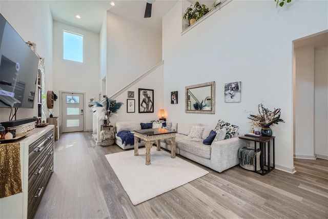 8005 Linnie LN, Austin, TX 78724