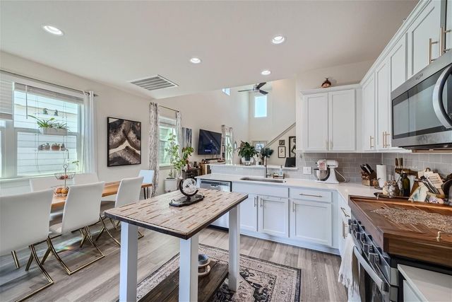 8005 Linnie LN, Austin, TX 78724